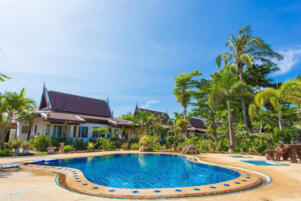 Andaman Bangtao Bay Resort Bang Tao Beach  Exterior photo